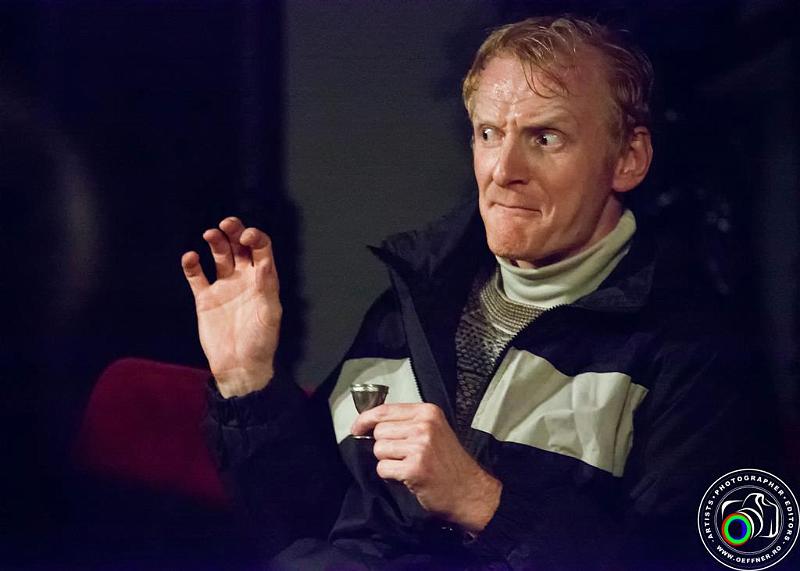 016 - Un teatru - Sutu - MMB - Cristian Oeffner Oprea (Large).jpg